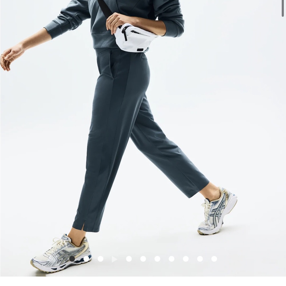 Athleta - Brooklyn Ankle Pant - Blue - size 2
